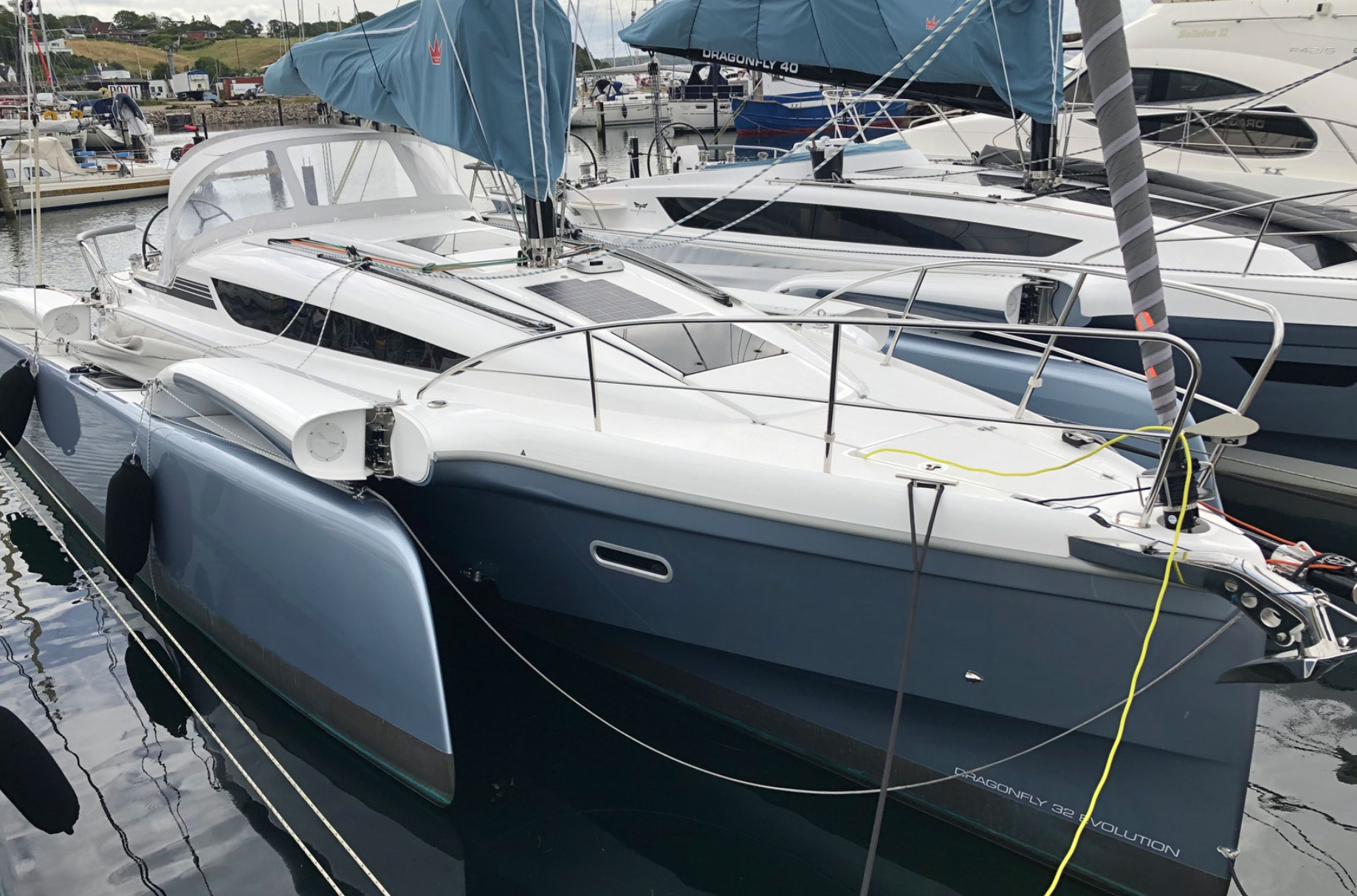 Dragonfly 32 Trimaran Boat For Sale — 180 Marine